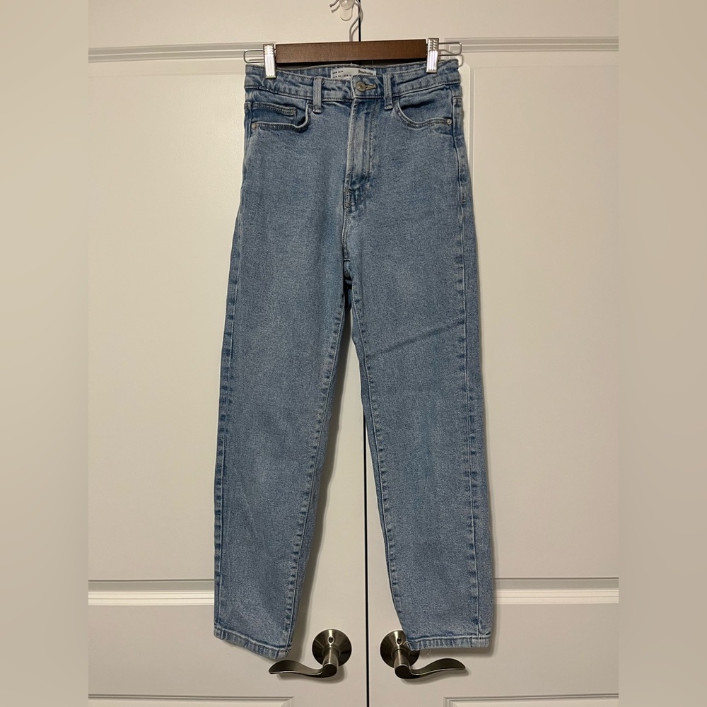 Stradivarius Light Blue Women’s Mom Slim Jeans
